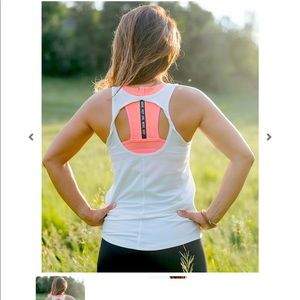 NWT Zyia white twist tank size small